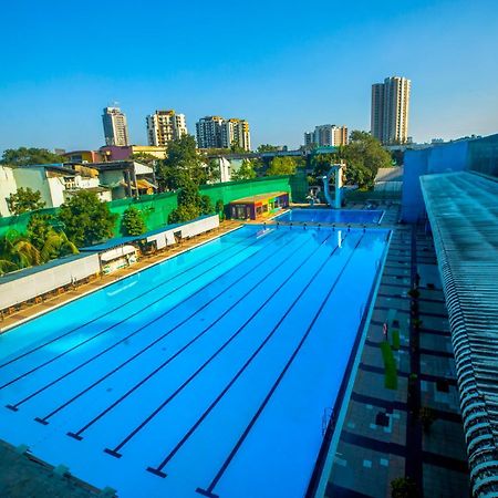 The Thane Club Buitenkant foto