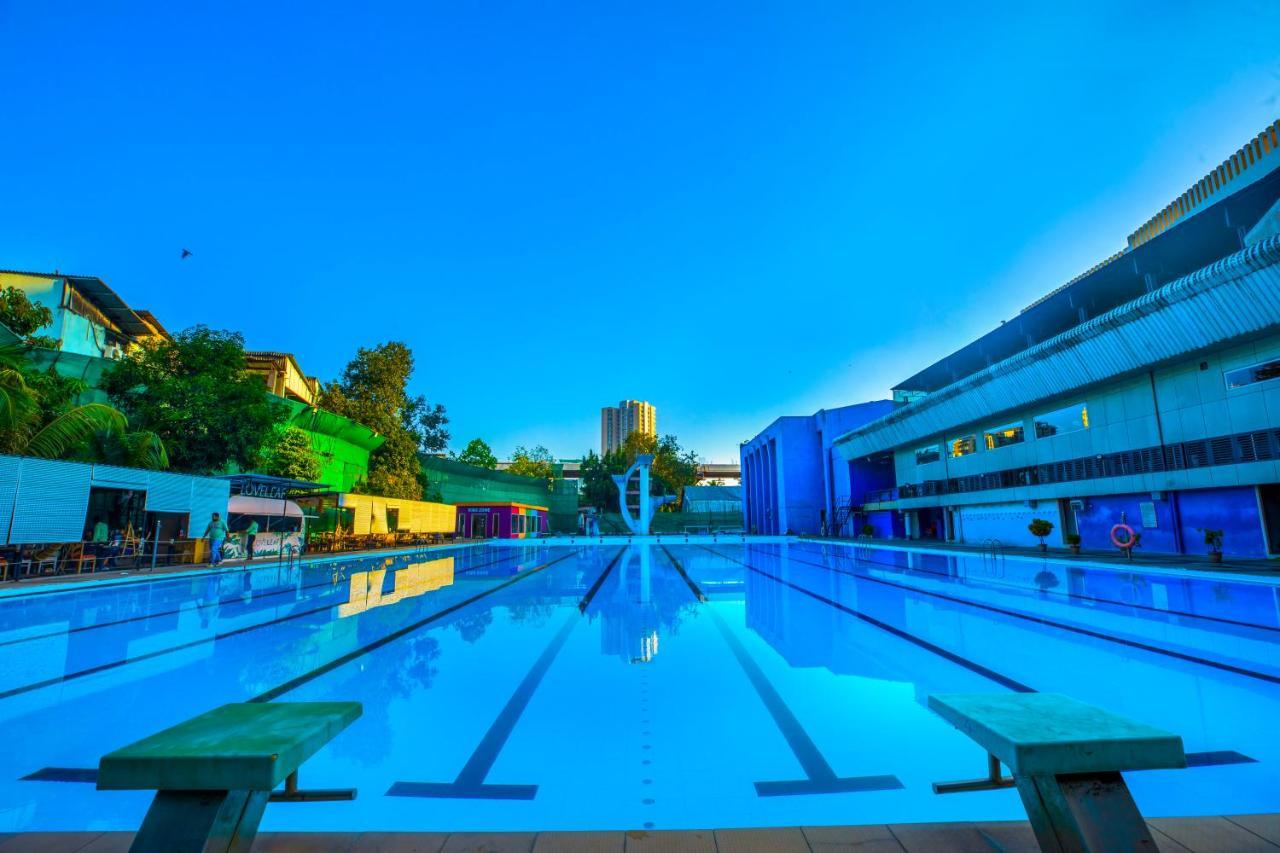 The Thane Club Buitenkant foto